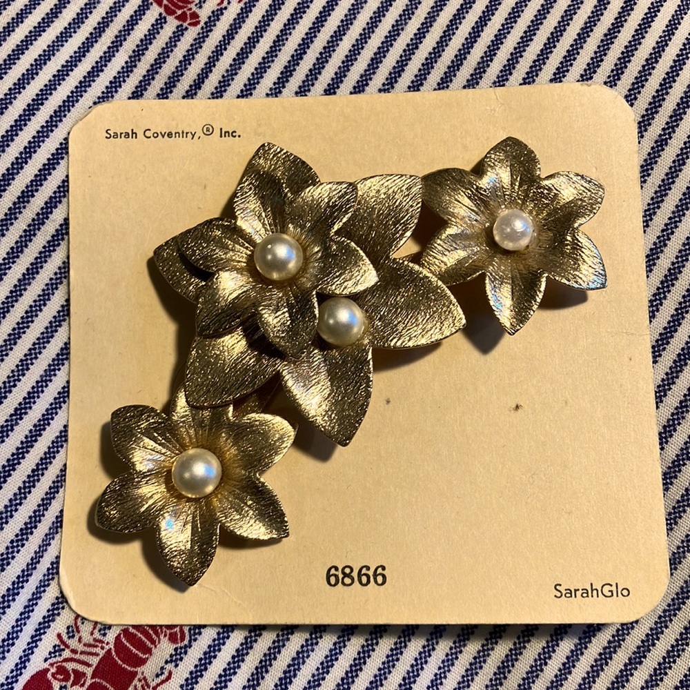 Vintage brooch pin